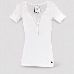 Y2K Abercrombie White Ribbed Henley Baby Tee Moose Logo Fitted XS/S (Kids XL)